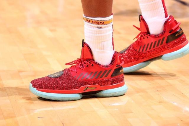 记者称劳塔罗没进FIFA年度最佳候选是笑话