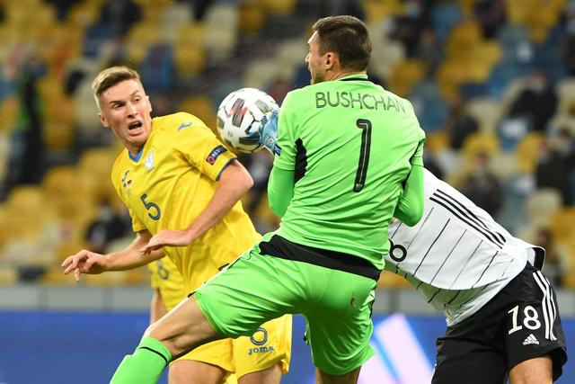 NBA全明星扣篮大赛：麦克朗击败杰伦布朗卫冕